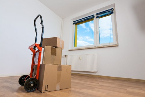 Sidcup man and van service supporting a smooth final move